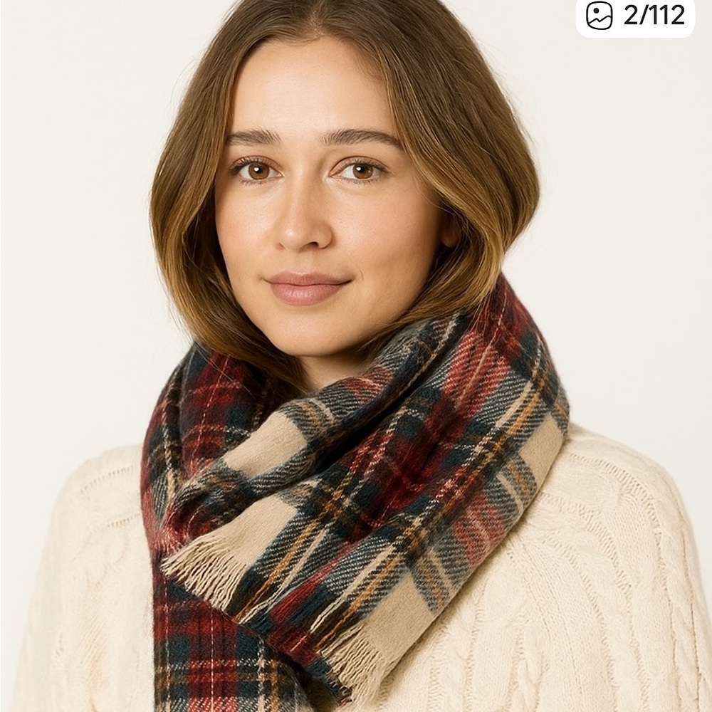 NWOT Warm Red Plaid Fringe Oversized Blanket Scarf -New-